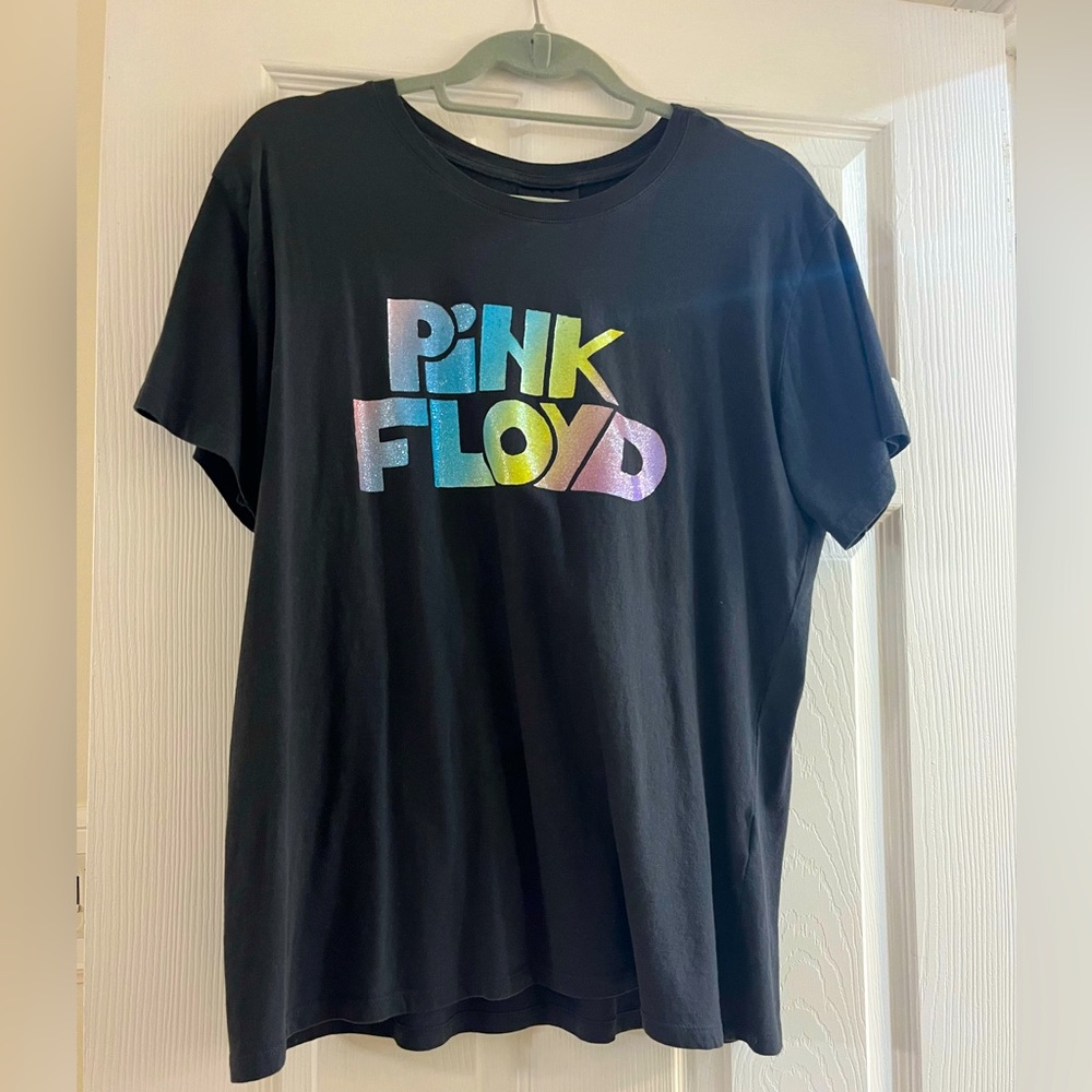 Pink Floyd Graphic Tee